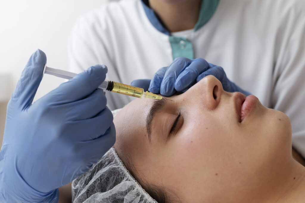nếp nhăn đuôi mắt, xóa chân chim không phẫu thuậ, serum trị nếp nhăn mắt, botox vùng đuôi mắt, ,