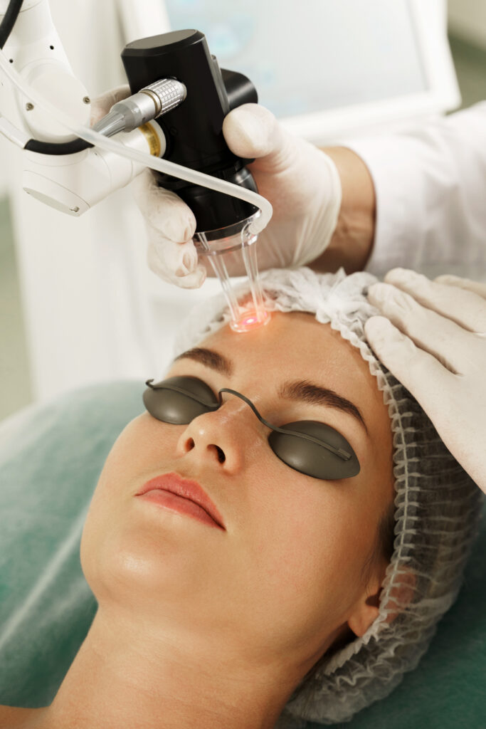 phục hồi da sau CO2 fractional, Juliette Armand, chăm sóc da sau laser CO2, tái tạo da sau laser, sản phẩm phục hồi da