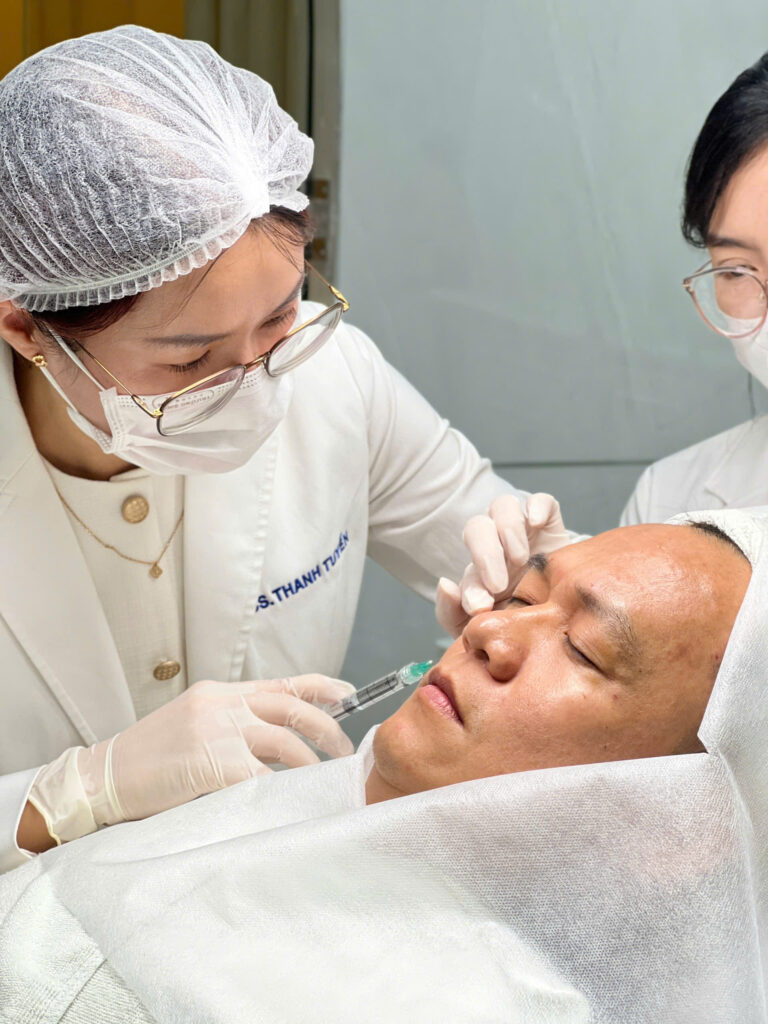 Với Meso BAP tiên tiến từ lona.vn, quy trình Chọn Meso BAP phù hợp và Chọn Meso BAP chính xác giúp tăng cường trẻ hóa da, đồng thời tái sinh mặt hiệu quả.